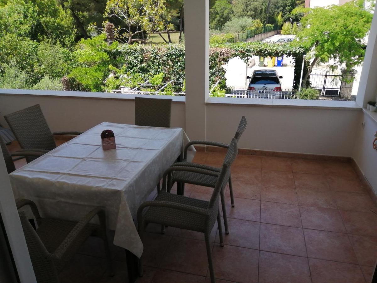 Villa Salvia Rooms And Apartments 罗维尼 外观 照片