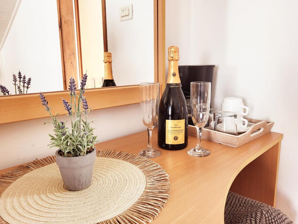 Villa Salvia Rooms And Apartments 罗维尼 外观 照片