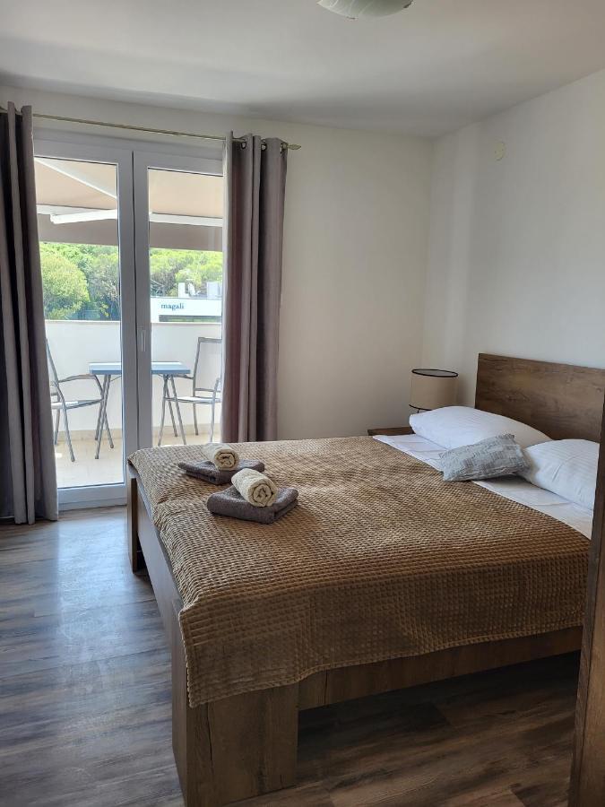 Villa Salvia Rooms And Apartments 罗维尼 外观 照片